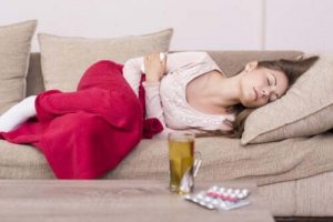 Luontaishoitoja kuukautiskipuihin