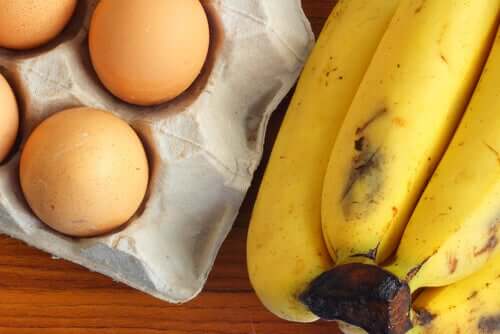 Banaani ja kananmunat tuovat fitness-leipään sekä runsaasti proteiinia että energiaa