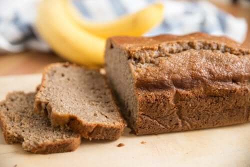 Fitness-leipä banaanista: terveellinen resepti