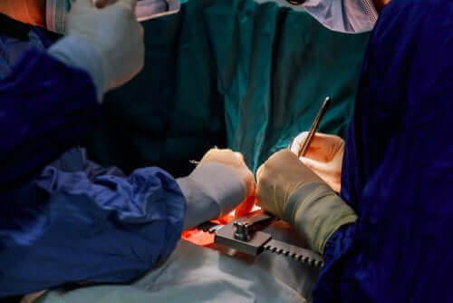 Aortan dissekaatio ja sen hoito