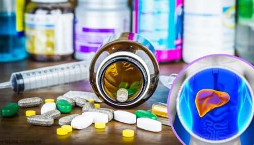 Munuaisten tuberkuloosin hoitamiseksi on välttämätöntä yhdistellä useita eri lääkkeitä, joiden avulla ehkäistään bakteerin mahdollinen vastustuskyky lääkettä vastaan