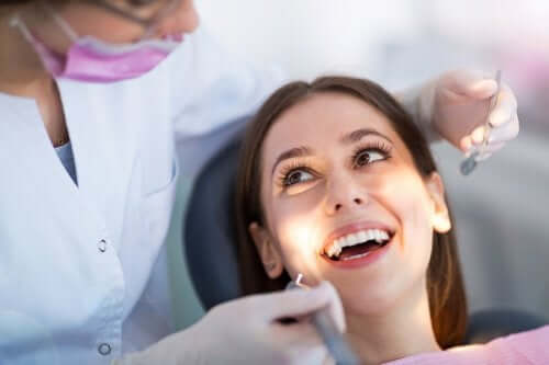 Oikomishoito on hammaslääketieteen osa-alue, joka vastaa hammaskaluston rakenteiden koon, sijainnin ja muodon poikkeavuuksien tutkimuksesta, ehkäisystä ja hoidosta