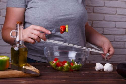 3 ruokavaliota painonpudotukseen, jotka eivät vaaranna terveyttäsi