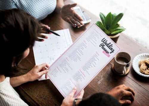 Häiden järjestäminen: morsiamen ja sulhasen tehtävät