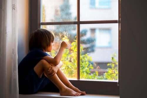 Mielenterveyshäiriöt lapsilla näkyvät usein käytöksen muutoksena