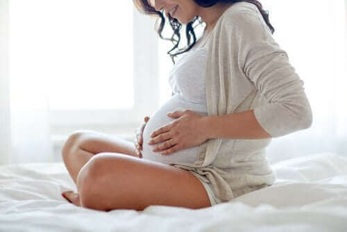 Synnytysvalmennus on odottaville äideille tarkoitettu kurssi