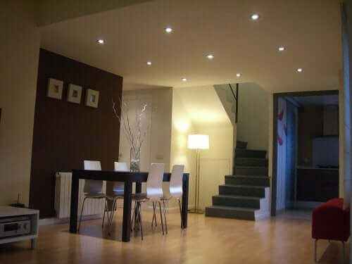 Viihtyisä koti luodaan muun muassa valaistuksella