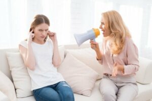 Viisi seurausta, joihin vanhempien huutaminen johtaa pitkällä aikavälillä