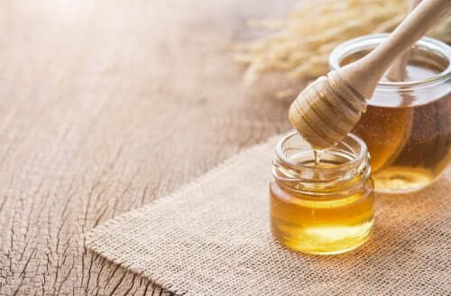3 hunajahoitoa, jotka auttavat huolehtimaan hengityselinten terveydestä