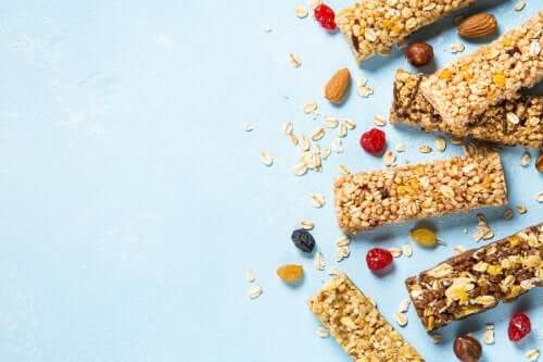 Näin valmistat gluteenittomia vilja- ja siemenpatukoita