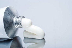 Canesten: käyttötavat ja sivuvaikutukset