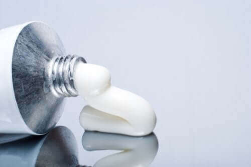 Canesten: käyttötavat ja sivuvaikutukset