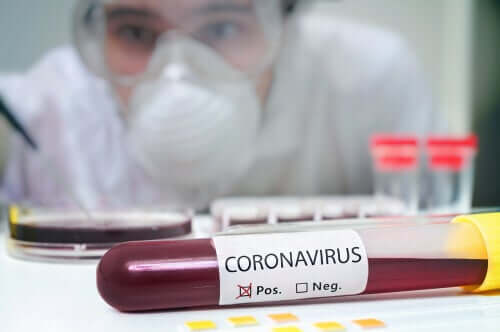 Maailman terveysjärjestö WHO julisti koronaviruksen pandemiaksi eli maailmanlaajuiseksi epidemiaksi 11.maaliskuuta 2020
