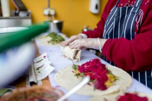 Voiko koronavirus tarttua elintarvikkeiden välityksellä?