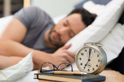Opi parantamaan unen laatua terveellisten nukkumistapojen avulla