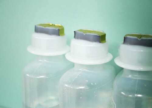 Pulloissa tuleva fysiologinen suolaliuos on tarkoitettu laajempaan käyttötarkoitukseen, kuten haavojen ja palovammojen puhdistamiseen