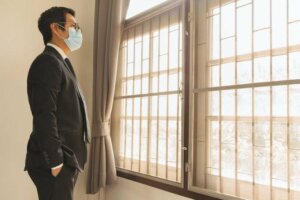 Sosiaalinen eristäytyminen: mitä siitä tulee tietää?