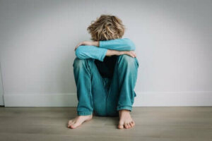 Autismista kärsivien lasten auttaminen karanteenin aikana