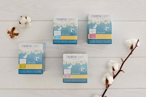 Orgaaniset intiimihygieniatuotteet voivat osaltaan lievittää kivuliaita kuukautisia