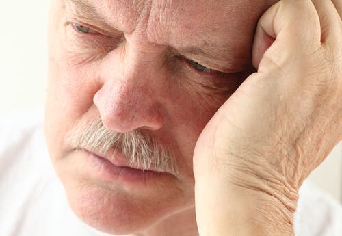 Alzheimerin tauti ja muutokset unirytmissä.