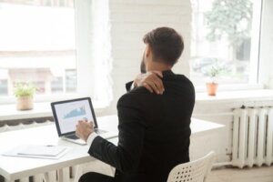 Ohjeistuksia istumatyötä tekeville