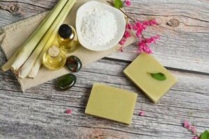 Sitronellan terveyshyödyt, joita tutkimuksetkin tukevat