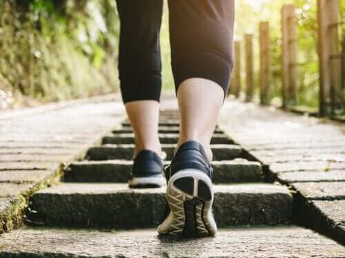 Onko kävely ruokailun jälkeen terveellistä?