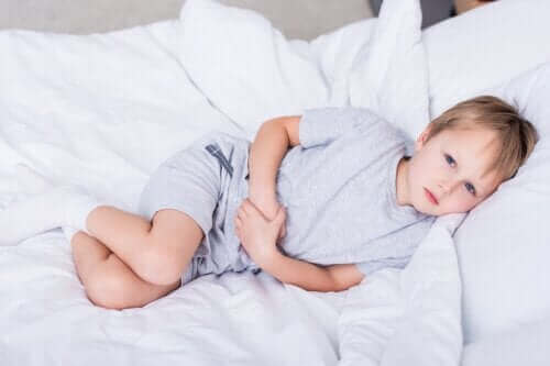 Kotikonsteja mahakatarriin lapsilla