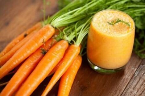 Porkkanasmoothien valmistus ja hyödyt - Askel Terveyteen