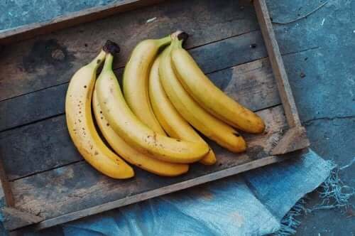 Yhden B-vitamiinin parhaat lähteet ovat banaanit