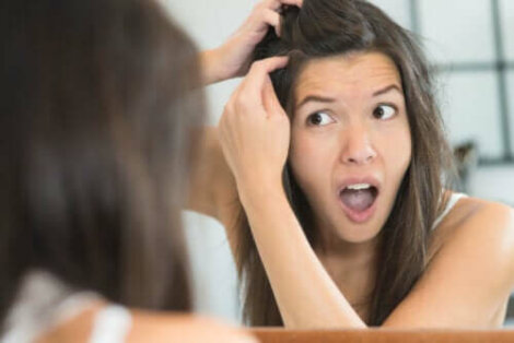 4 mahdollista syytä siihen, miksi saamme harmaita hiuksia nuorena