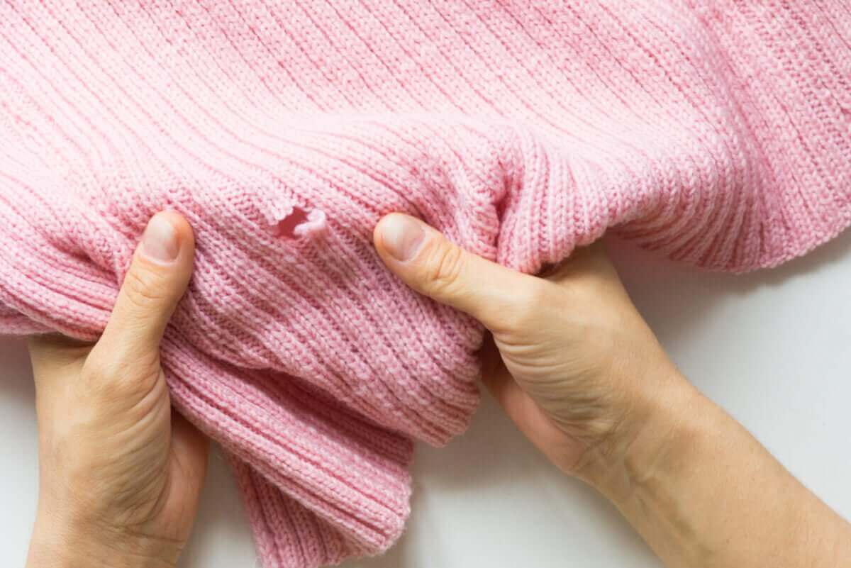 Vaatteiden muokkaaminen jos ne menevät rikki.