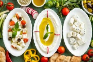 Herkullinen resepti labneh-jogurttijuuston valmistukseen