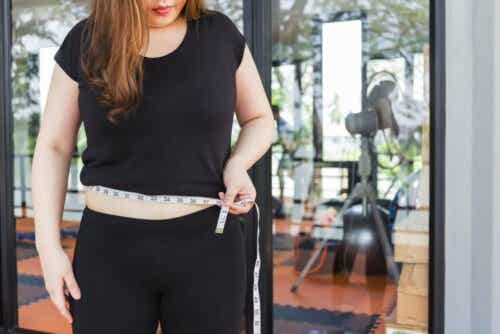 Hashimoton sairaus vaikuttaa painoon.