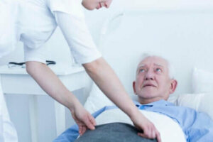 Eriasteiset painehaavat ja niiden hoito