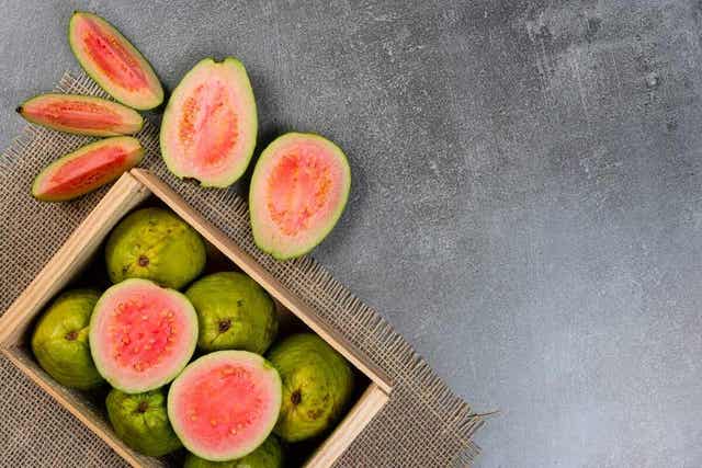 Guava on vähähiilihydraattinen hedelmä