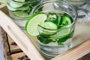 Detox-vedet: niiden hyödyt ja myytit