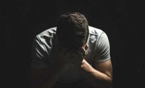 Itsetuhoisuus ja sen ilmentymät