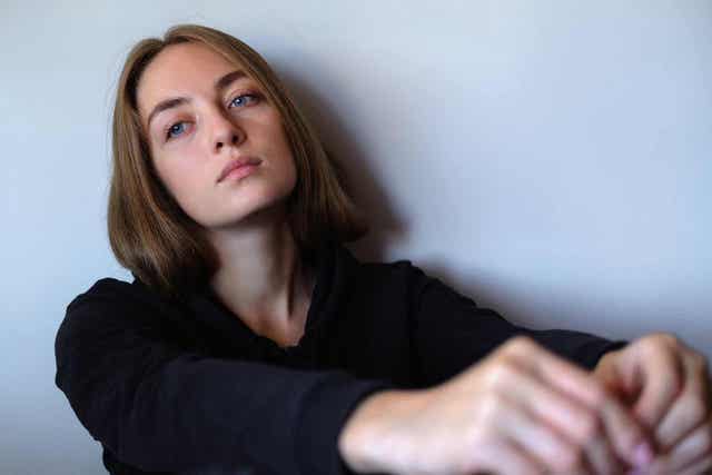 Negatiivisuuden hyödyt liittyvät itsesuojeluun.