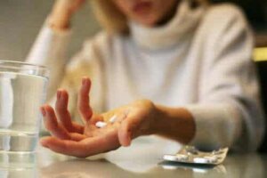 Antibioottien liikakäyttö johtaa mikro-organismien vastustuskykyyn