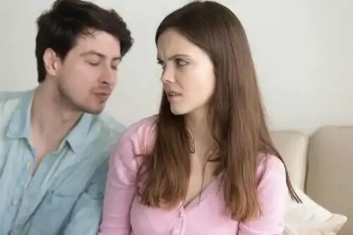 Suutelukammosta kärsivät ihmiset pelkäävät esimerkiksi tarttuvia tauteja.