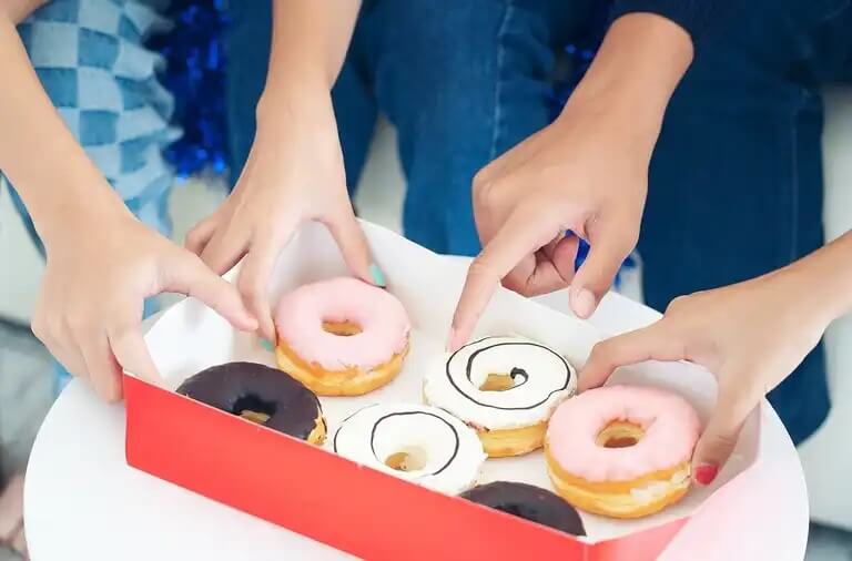 Klimataristiseen ruokavalioon eivät kuulu pitkälle jalostetut tuotteet.