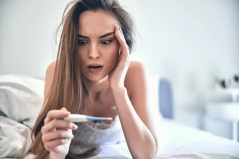 Tokofobia on irrationaalista raskaaksi tulemisen ja synnytyksen pelkoa.