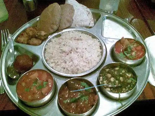 Intialainen ruoka.