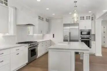 Onko keittiön maalaaminen valkoiseksi kannattavaa?