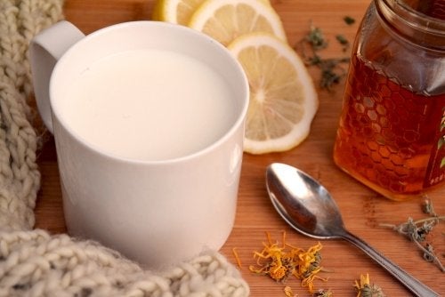 6 luonnollista lääkettä yleisimpien vaivojen lievittämiseen