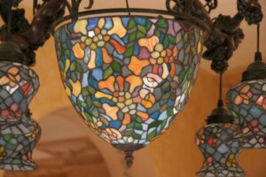 Art nouveau: kuinka toteuttaa tämä tyyli sisustuksessa