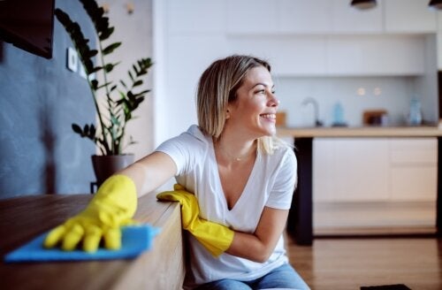Kuinka siivoaminen auttaa vähentämään stressiä?