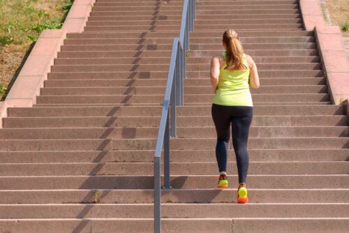 Kardio- vai HIIT-treeni painon pudottamiseksi?
