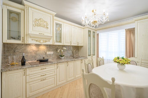 Millainen on uusklassinen sisustustyyli?